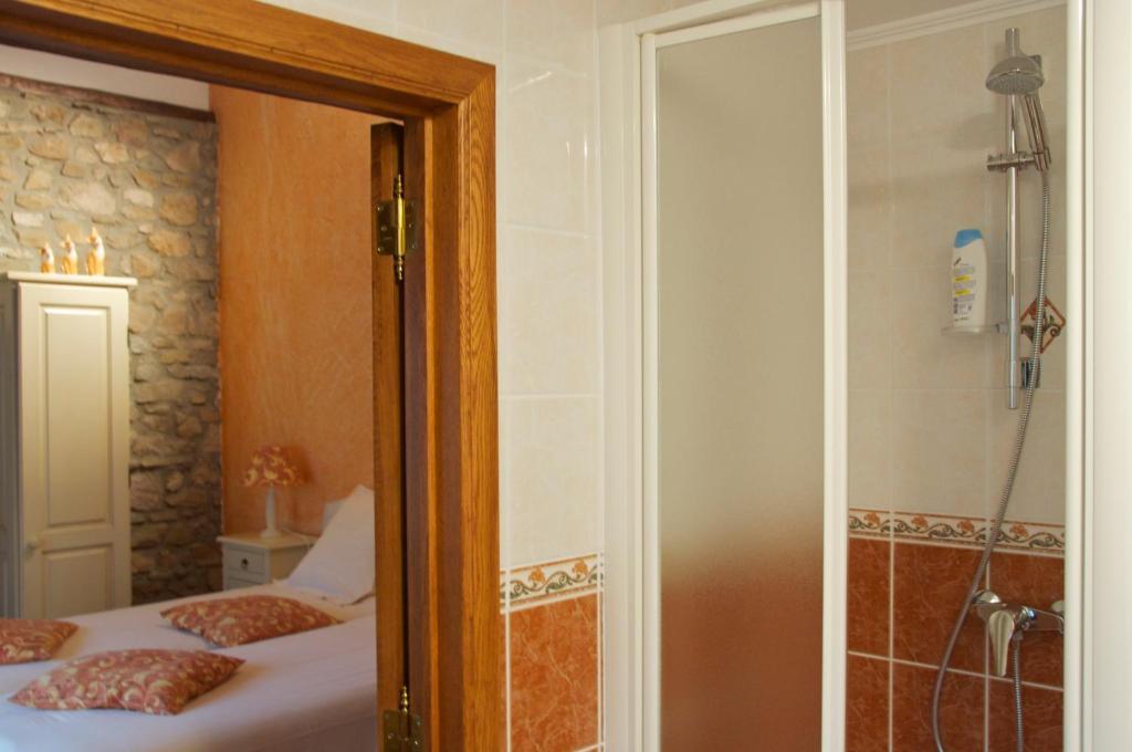 B&B La Roustiere Theux Rom bilde